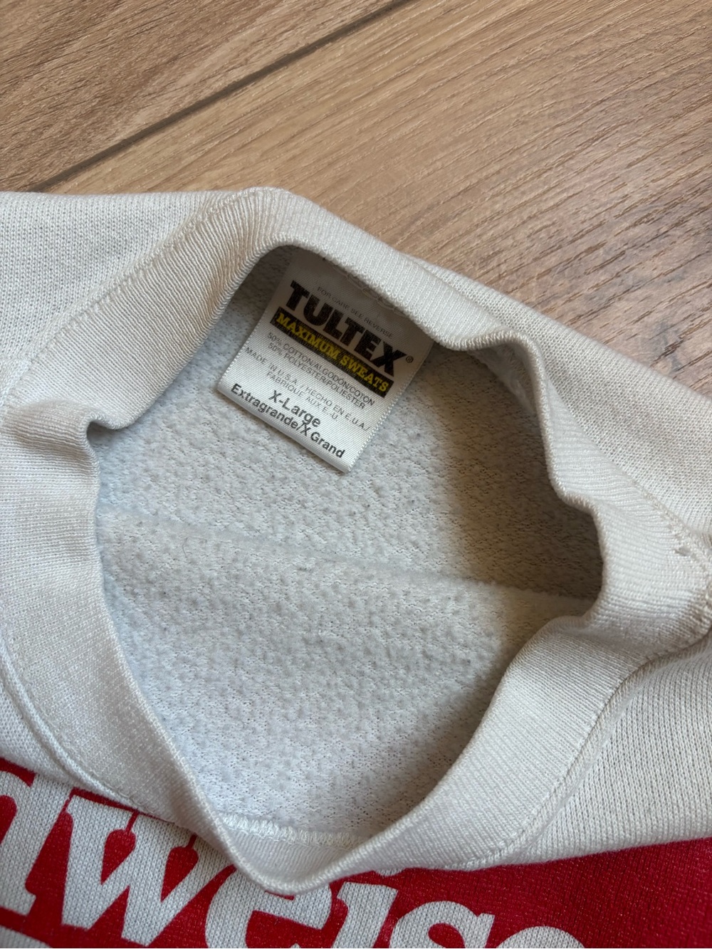 Vintage 1994 Budweiser Racing White Crewneck with Red Logo and Black Checkers - Picture 6 of 6